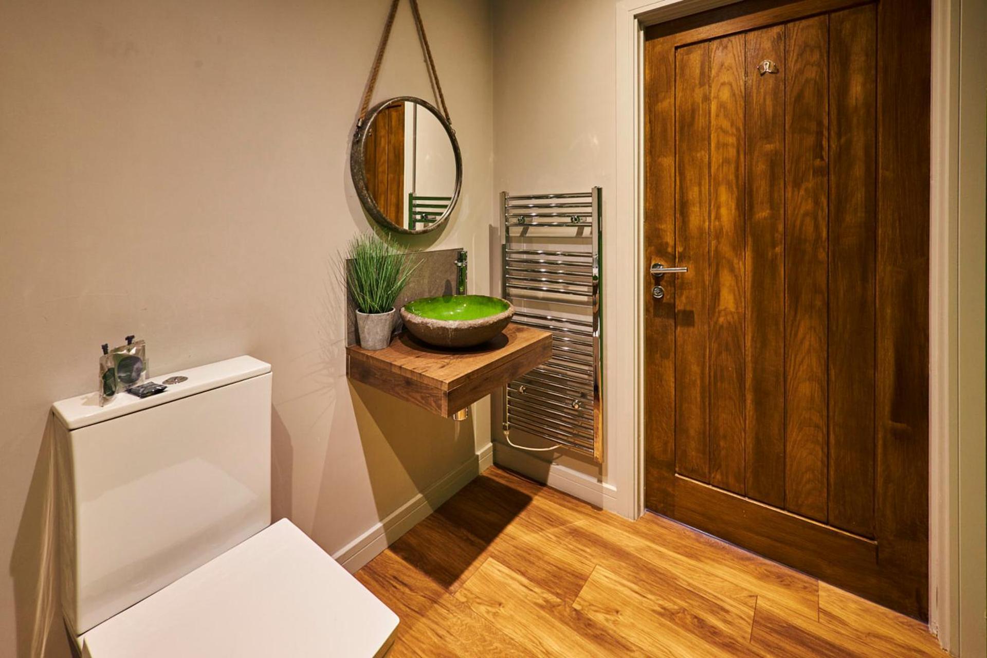 Host & Stay - Forest Green Lodge Алнуик Екстериор снимка